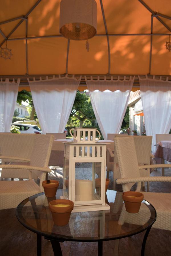 Hotel Giulia Marina di Massa Exterior photo